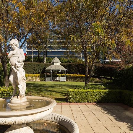 Visy Dior Hotel Baulkham Hills Luaran gambar