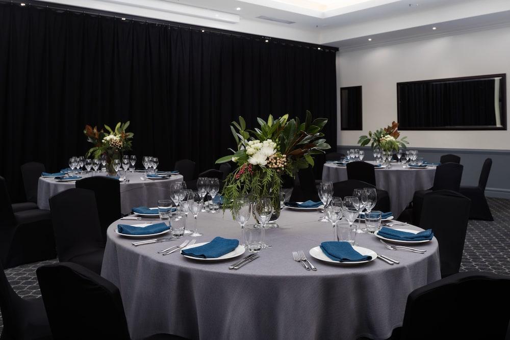 Visy Dior Hotel Baulkham Hills Luaran gambar