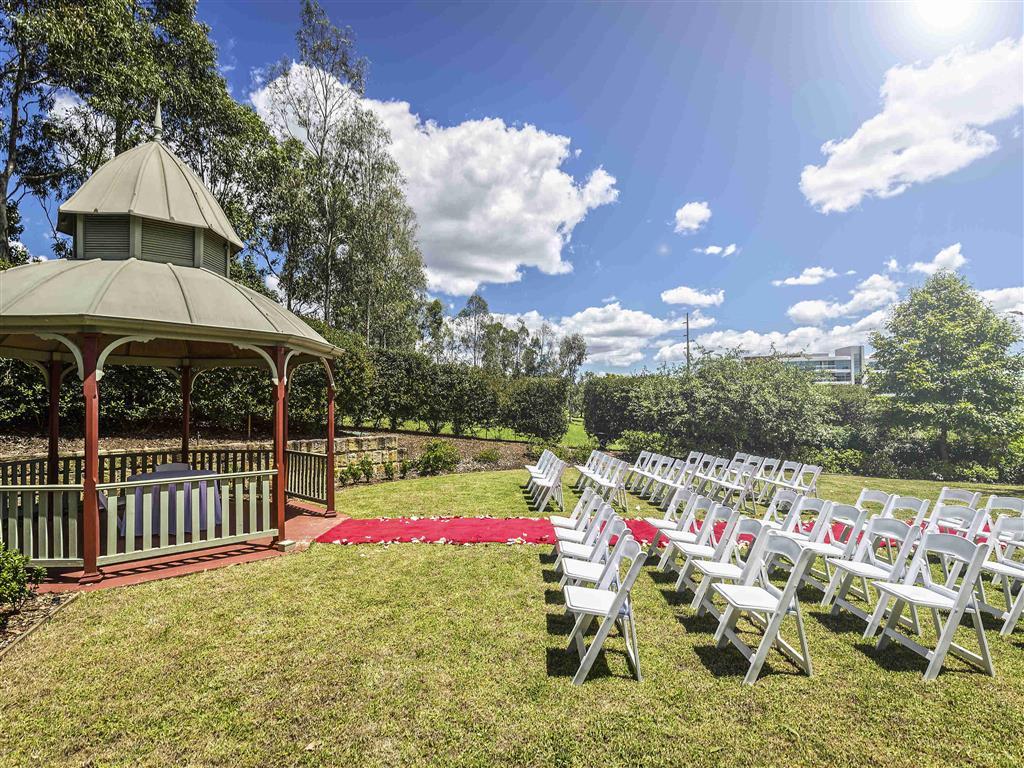 Visy Dior Hotel Baulkham Hills Luaran gambar