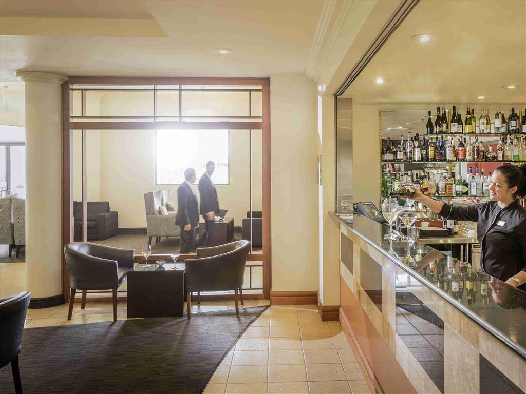 Visy Dior Hotel Baulkham Hills Luaran gambar
