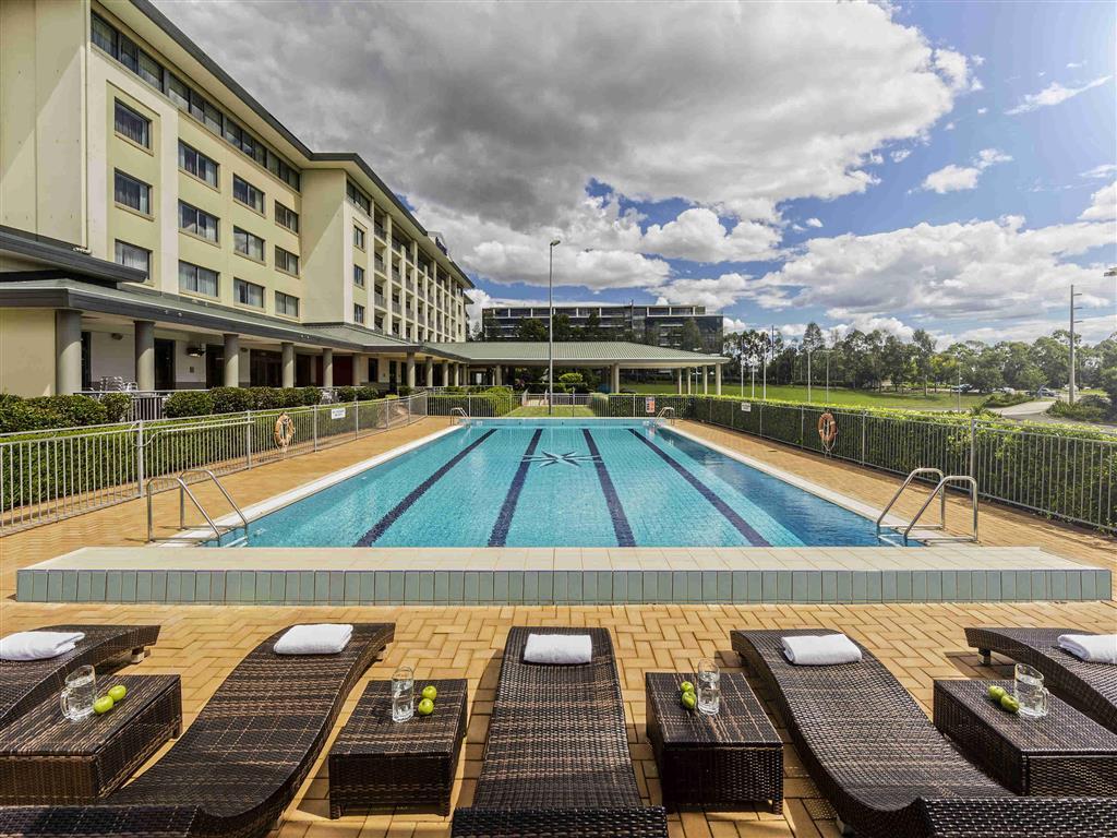 Visy Dior Hotel Baulkham Hills Luaran gambar