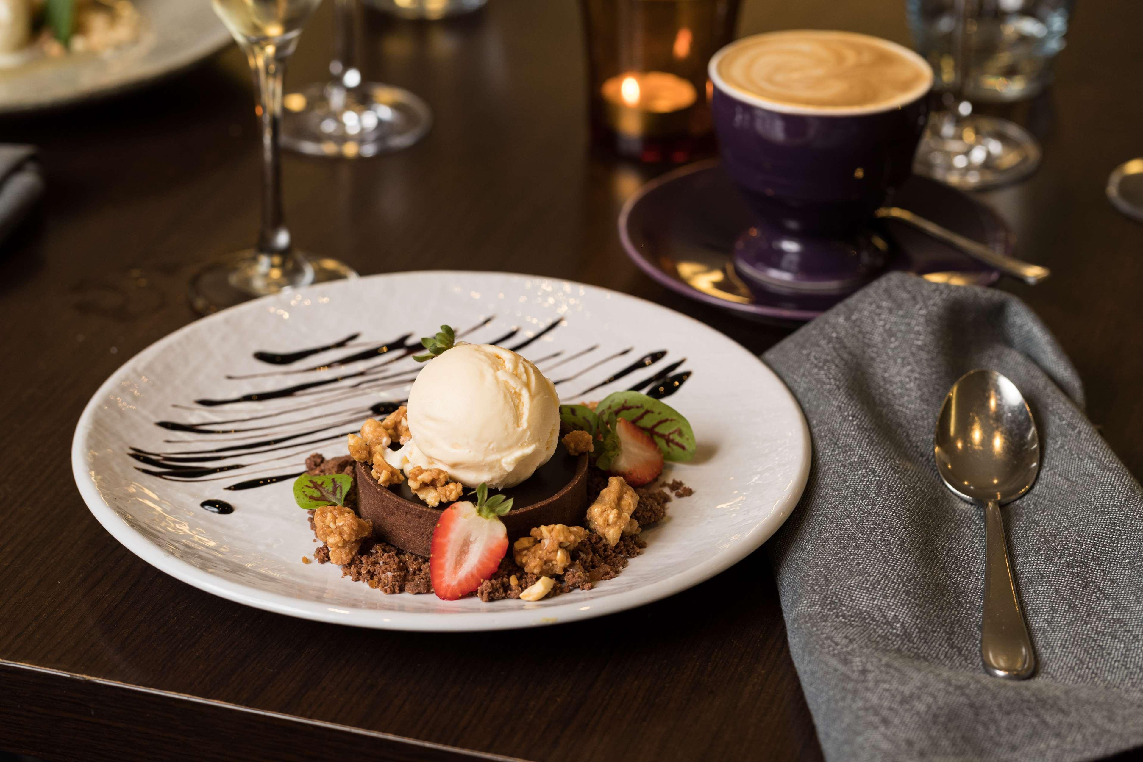 Visy Dior Hotel Baulkham Hills Luaran gambar